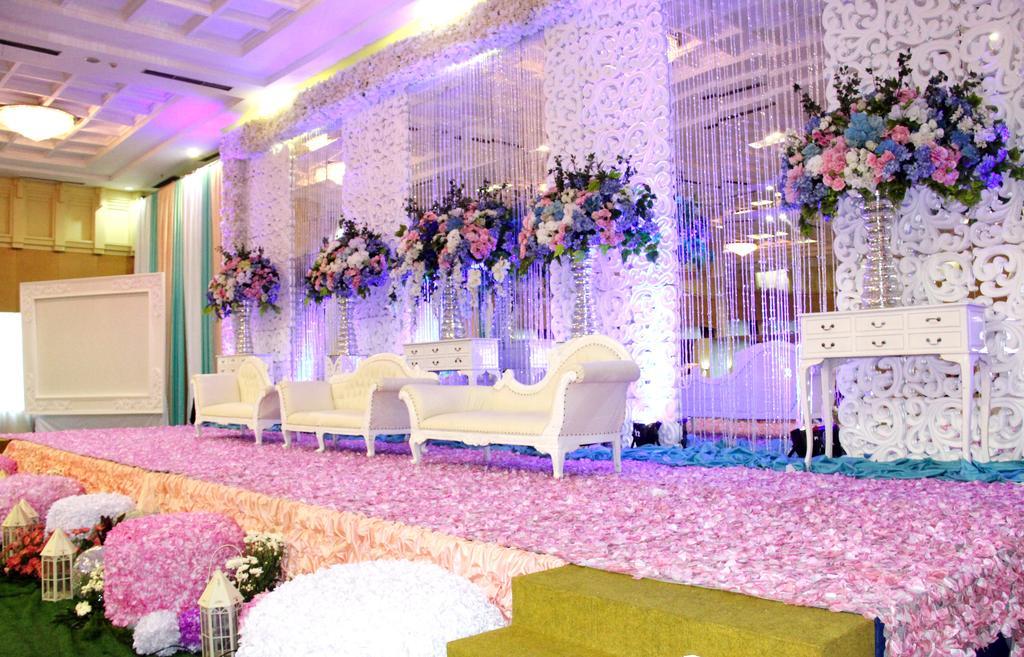 Nam Center Hotel Kemayoran Giacarta Esterno foto